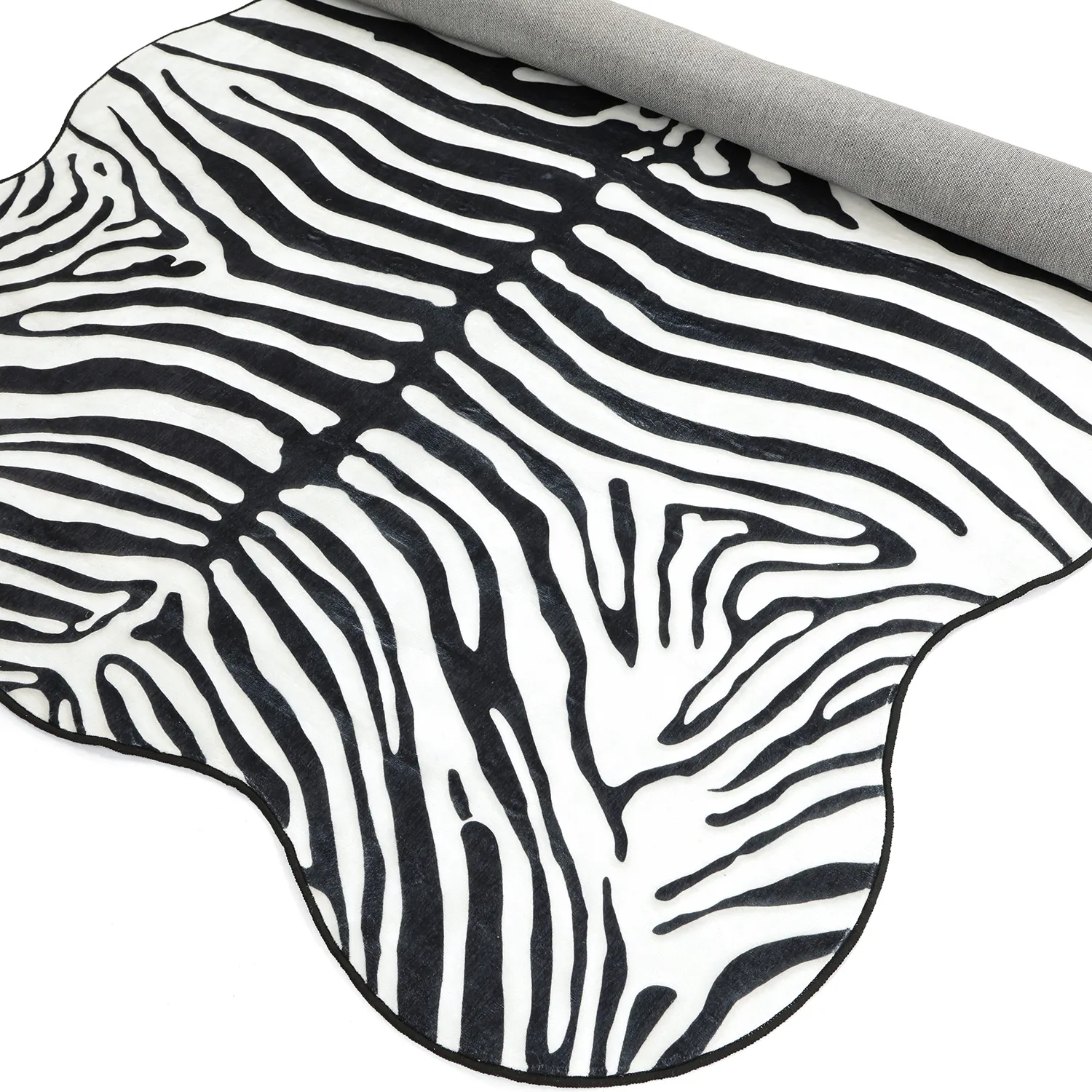 Bølget Wilton tæppe - Zebra (sort/hvid)